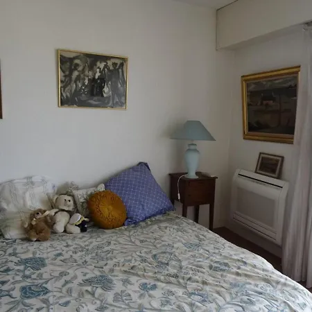 Апартаменты Hyeres, 4 Pieces, 6 Personnes - Fr-1-335-151 *